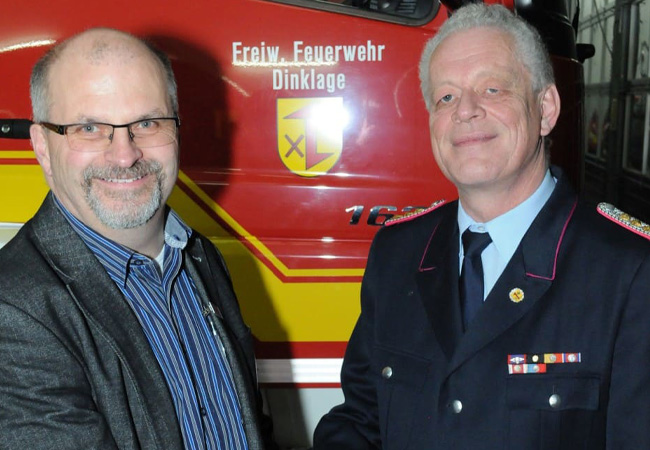Öffentliche Landesbrandkasse Brockhaus unterstützt die Dinklager Feuerwehr