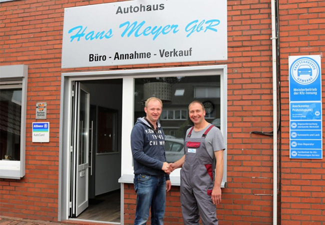 Holger Devermann seit 30 Jahren im Autohaus Hans Meyer