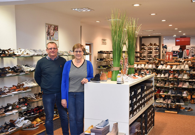 Schuh- und Sporthaus Niemann feiert 100-jähriges Bestehen / Jubiläumsverkauf: 20 Prozent Rabatt auf alles