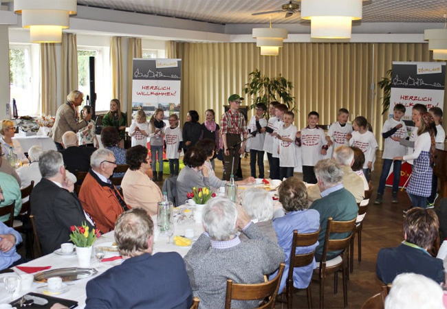 Stadt Dinklage veranstaltet Kaffeetafel für Altersjubilare